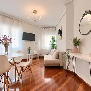 apartamento-junto-al-ayuntamiento.sansebastianhotels.net/